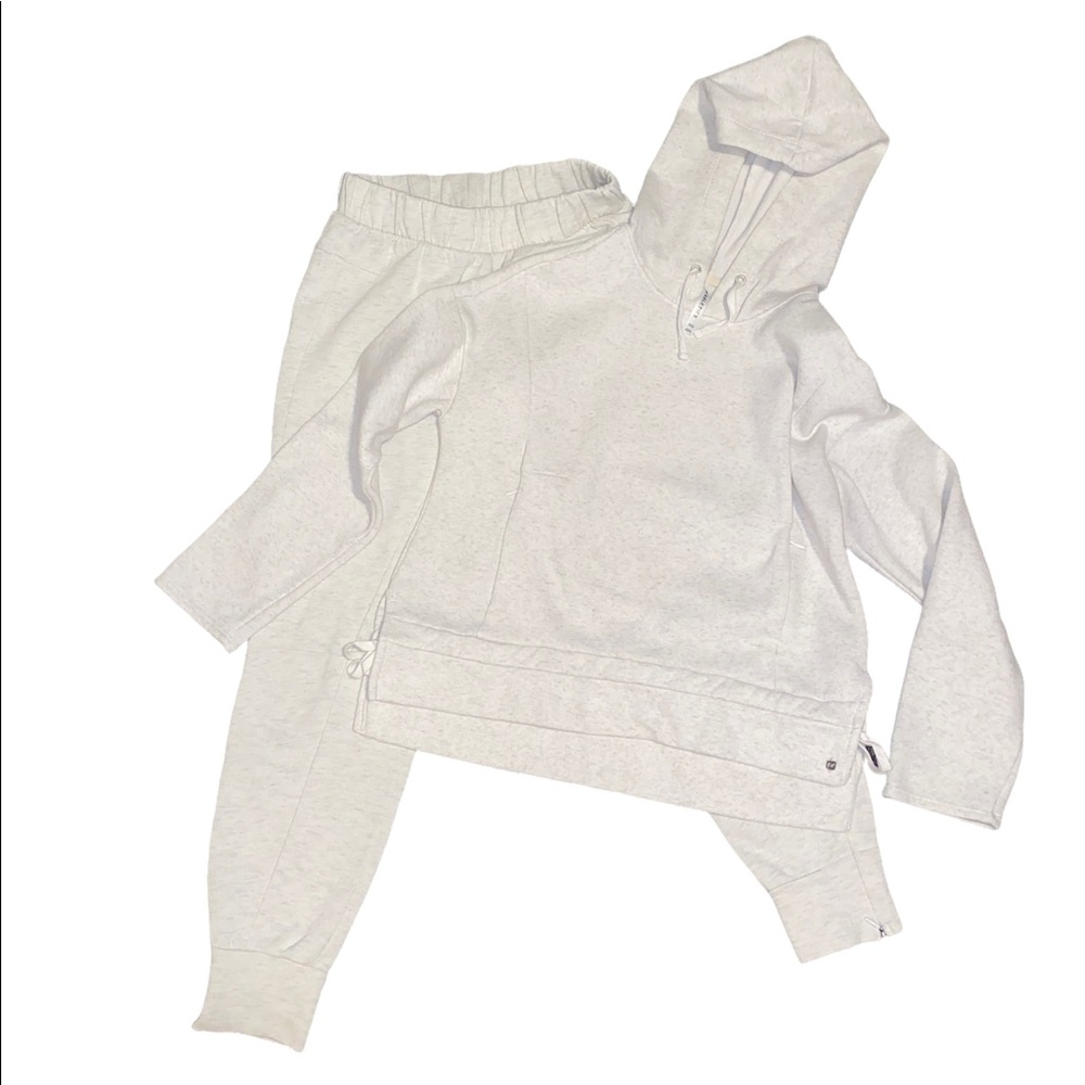 Fabletics Sweat Set
